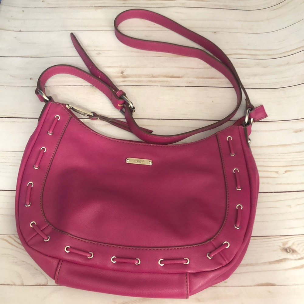 🌻 Chaps Faux Vegan Leather Shoulder Bag